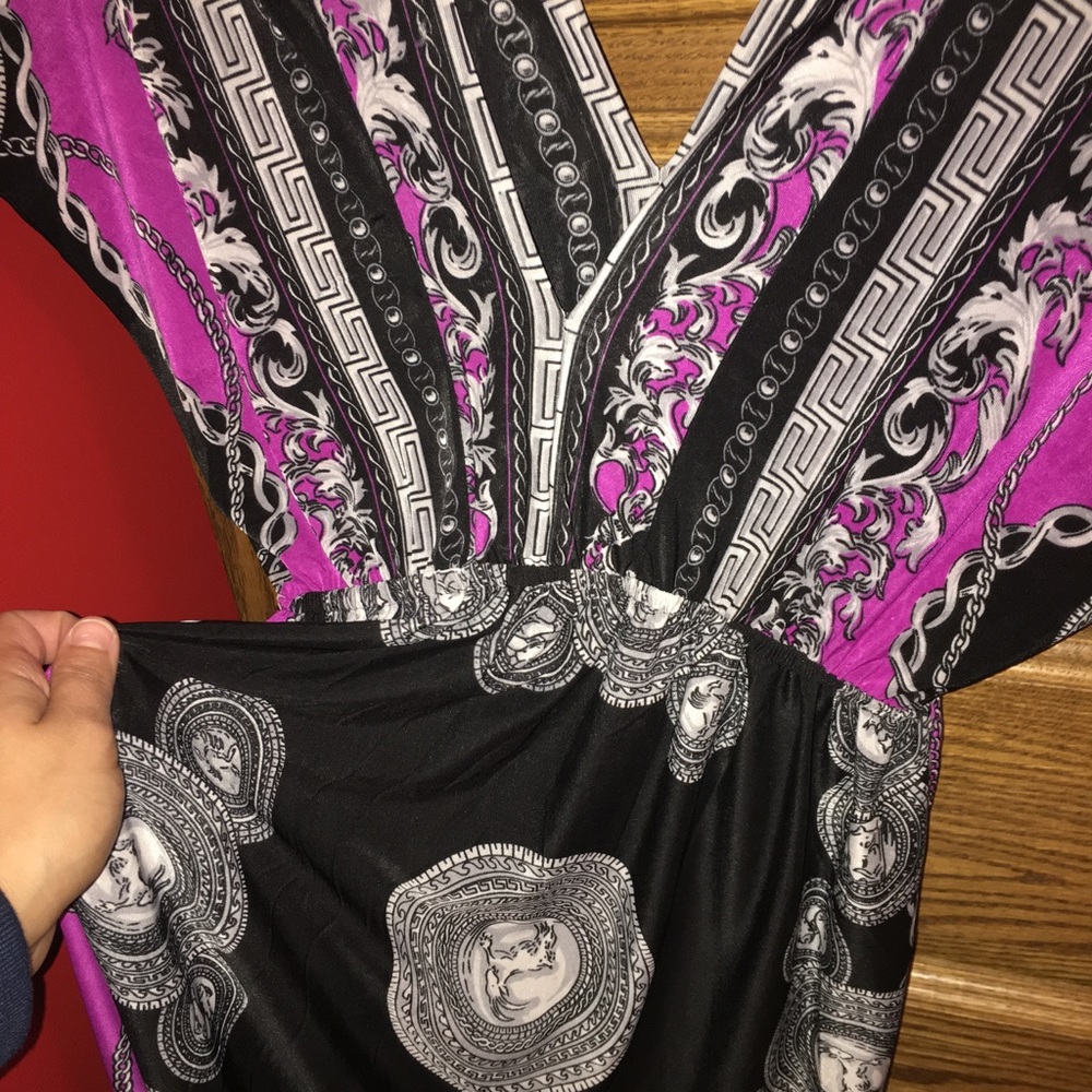 Dress - Picture 2 of 2